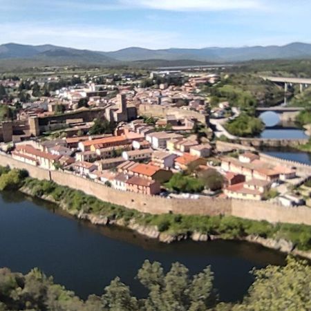 뷔타고데로조야 Puente Viejo De Buitrago Casa Fresno 아파트 외부 사진
