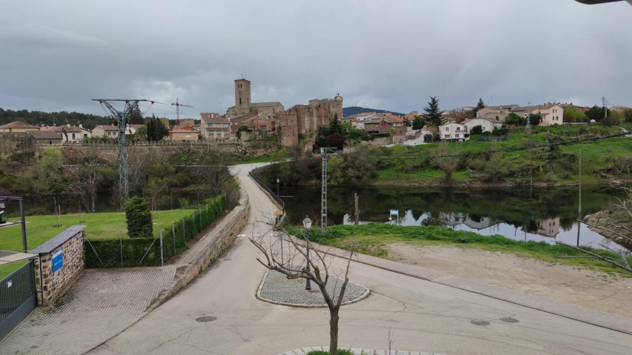 뷔타고데로조야 Puente Viejo De Buitrago Casa Fresno 아파트 외부 사진